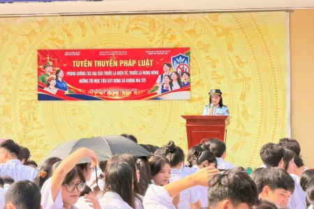 Lào Cai: Trang bị kỹ năng nhận diện, phòng tránh thuốc lá điện tử cho học sinh