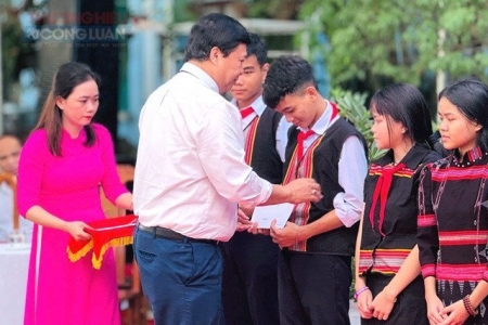 Không còn quỹ lớp, lấy đâu kinh phí cho hoạt động của học sinh?