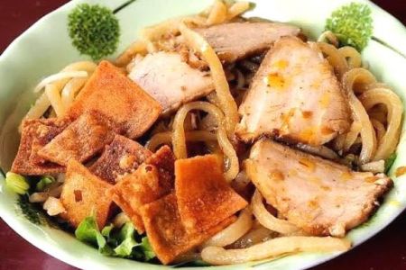 Cao lầu Hội An: Sợi bánh lưu giữ ký ức thương cảng