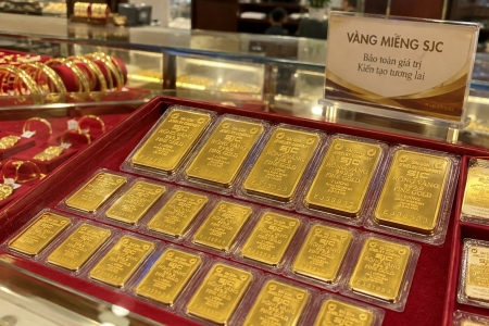 Giá vàng hôm nay 16/10/2026: Vàng trong nước đi ngang