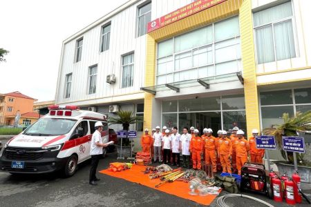 Công ty Điện lực Quảng Ninh: Đưa kiến thức phòng cháy, chữa cháy đến từng khách hàng sử dụng điện