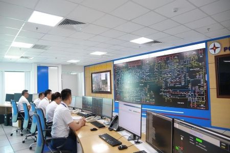 Điện lực Ninh Bình chủ động phương án vận hành, bảo đảm cung cấp điện an toàn, ổn định