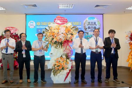 Huế: Hội thảo Nội soi Quốc tế Đông Nam Á và cập nhật kỹ thuật nội soi can thiệp chuyên sâu