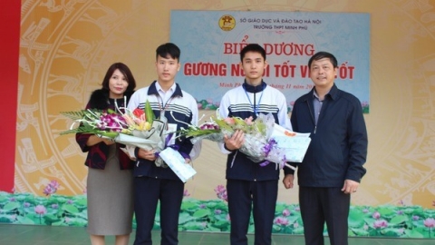 Hà Nội: Cảm phục trước hành động của hai học sinh nhặt được 20 triệu ở Sóc Sơn