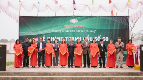 Nhựa Tiền Phong: Khánh thành cầu nối yêu thương số 60 tại Phú Thọ