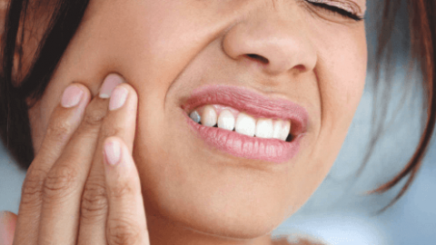 Bị viêm quanh răng mãi không đỡ, hãy thử cách hay từ dược liệu