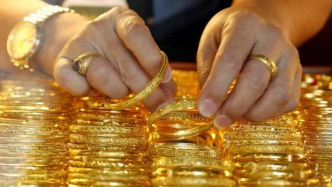 Giá vàng hôm nay 30/06: Vàng trong nước đồng loạt tăng, tiến sát mốc 69 triệu đồng/lượng