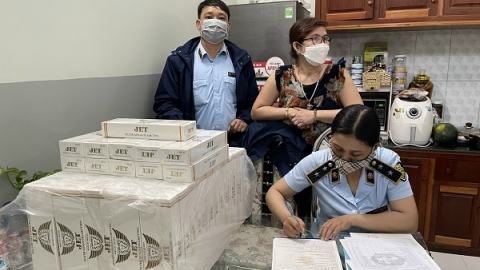Ninh Thuận: Phát hiện 2 cơ sở kinh doanh thuốc lá điếu nhập lậu