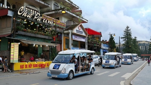 Lào Cai tăng cường quản lý hoạt động thí điểm xe 04 bánh gắn động cơ chở khách du lịch