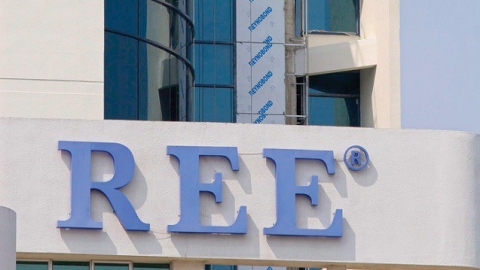 Nhóm quỹ ngoại bán ra thành công 3,1 triệu cổ phiếu REE