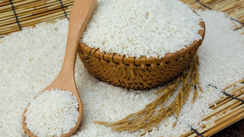 Giá gạo vẫn ở xu hướng tăng, có gần 7 triệu tấn gạo đặt hàng xuất khẩu