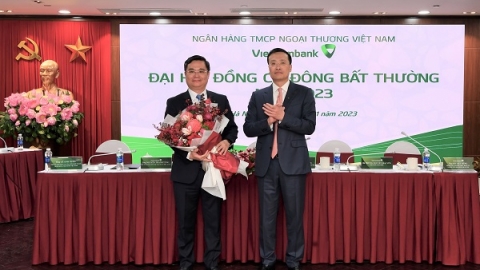 Đại hội đồng cổ đông bất thường năm 2023 của Vietcombank đã bầu bổ sung 01 Thành viên HĐQT và thông qua kế hoạch tăng vốn