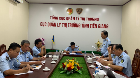 Lực lượng Quản lý thị trường tỉnh Tiền Giang quyết liệt đấu tranh chống hàng giả, buôn lậu và gian lận thương mại