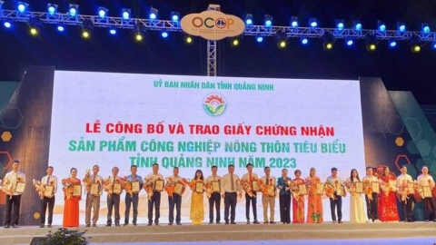 Quảng Ninh: Trao GCN sản phẩm công nghiệp nông thôn tiêu biểu của địa phương 2023