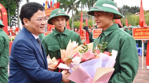 Bắc Ninh: Lãnh đạo tỉnh dự Lễ giao nhận quân năm 2024 tại các địa phương