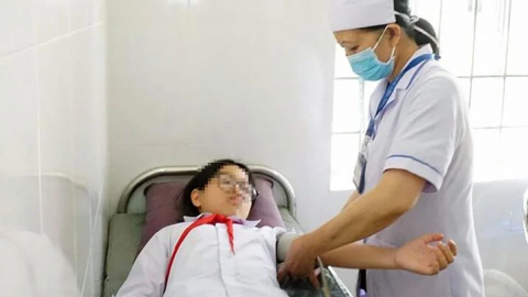 Khánh Hòa: Thêm 28 học sinh nhập viện sau khi ăn cơm bán rong trước cổng trường