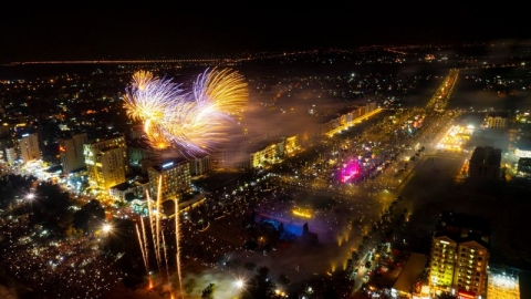 Khai mạc lễ hội du lịch biển Sầm Sơn năm 2024: Rực rỡ sắc màu!