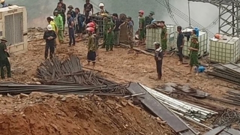Hà Tĩnh: Mưa lớn gây sạt lở, vùi lấp lán trại khiến 7 công nhân thương vong
