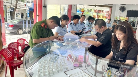 Cục Quản lý thị trường Nam Định xử lý nghiêm cán bộ bao che cho các đối tượng vi phạm