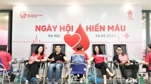 Gần 200 thành viên AIA Việt Nam tham gia hiến máu nhân đạo