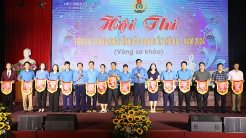64 thí sinh tham gia vòng sơ khảo hội thi “Tiếng hát công nhân tỉnh Bắc Giang”