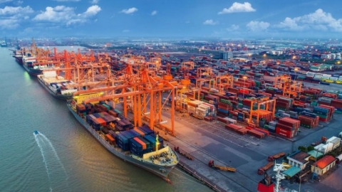 Báo cáo Xuất nhập khẩu Việt Nam năm thứ 8 liên tiếp