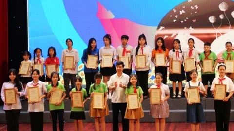 Hơn 100 nghìn bài dự thi tham gia cuộc thi Đại sứ văn hóa đọc tỉnh Bắc Ninh năm 2024