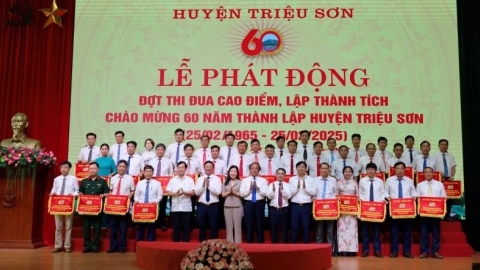 Phát động đợt thi đua cao điểm lập thành tích chào mừng 60 năm ngày thành lập huyện Triệu Sơn