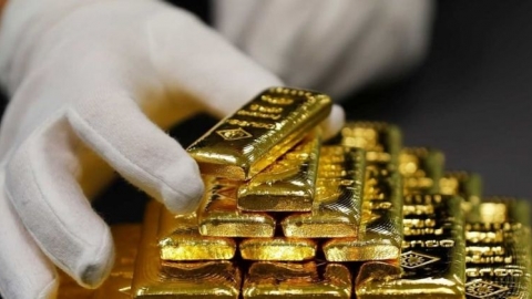 Trung Quốc dừng mua vàng, thị trường vàng thế giới chao đảo, lao dốc