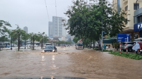 Quảng Ninh: Mưa lớn kéo dài gây ngập lụt ở nhiều địa phương
