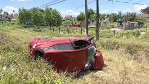 Quảng Nam: Ô tô bị tàu hỏa tông văng 10 mét, tài xế kẹt trong cabin