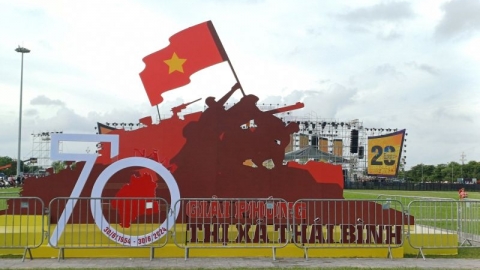 Tự hào hướng tới Kỷ niệm 70 năm Ngày giải phóng thị xã Thái Bình