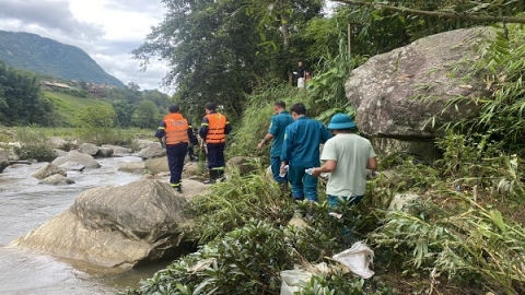 Lào Cai: Khẩn trương tìm kiếm hai cháu bé mất tích khi đi bắt cá ở Sa Pa