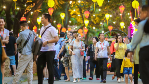 Lượng khách Trung Quốc đến Việt Nam tăng hơn 200% trong 6 tháng đầu năm