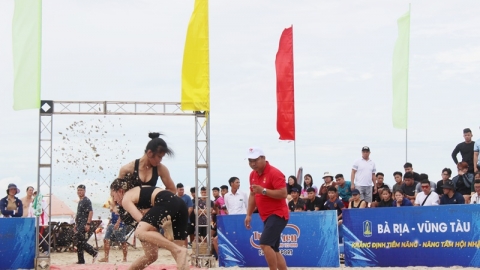 Hấp dẫn các trận đấu vật bãi biển cấp quốc gia tại Vũng Tàu
