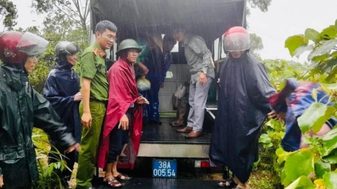 Hà Tĩnh: Chủ động sơ tán dân khỏi khu vực có nguy cơ sạt lở