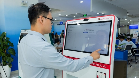 Agribank lan tỏa giá trị số từ mô hình Kiosk thông minh phục vụ hành chính công