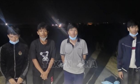 Bắt giữ 4 người nhập cảnh trái phép từ Campuchia về Việt Nam qua đường tiểu ngạch