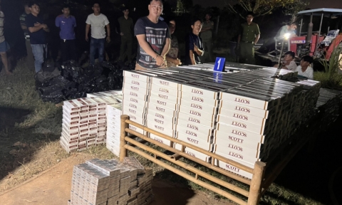 Khởi tố 03 đối tượng trong vụ vận chuyển hơn 16.000 bao thuốc lá nhập lậu tại Tây Ninh