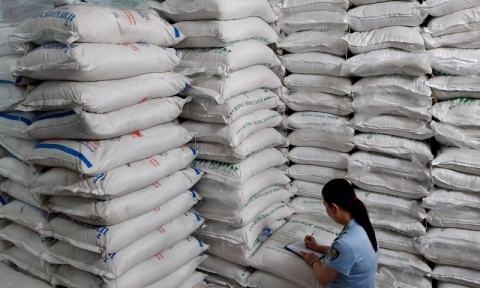 Liên tiếp thu giữ gần 80 tấn đường cát Thái Lan có dấu hiệu nhập lậu