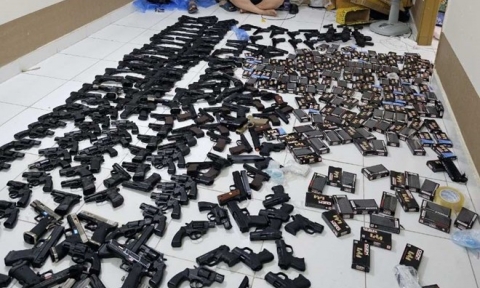 TP. Hồ Chí Minh: Triệt phá băng nhóm mua bán vũ khí, công cụ hỗ trợ trên không gian mạng
