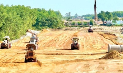 Quảng Ngãi gỡ vướng mỏ đất phục vụ dự án cao tốc Bắc - Nam