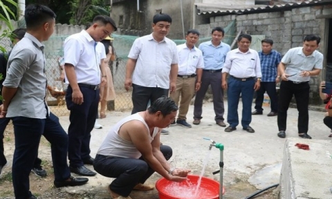 Đề xuất điều chỉnh giá bán lẻ nước sạch ở vùng nông thôn Hà Tĩnh