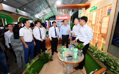 Vinamilk lan tỏa thông điệp về phát triển bền vững đến người tiêu dùng qua từng vỏ hộp sữa