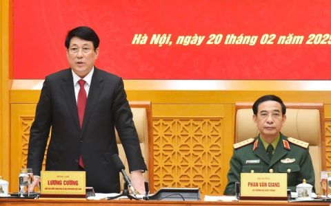 Chủ tịch nước Lương Cường làm việc với Bộ Quốc phòng về thực hiện Nghị quyết 05-NQ/TW