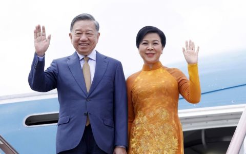 [Ảnh] Tổng Bí thư, Chủ tịch nước Tô Lâm và Phu nhân bắt đầu thăm cấp Nhà nước Liên bang Nga