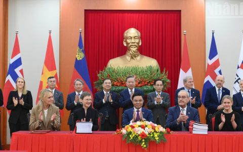 [Ảnh] Tổng Bí thư, Chủ tịch nước Tô Lâm chứng kiến Lễ ký Hiệp định Thương mại tự do giữa Việt Nam và các nước thành viên Hiệp hội Mậu dịch tự do châu Âu