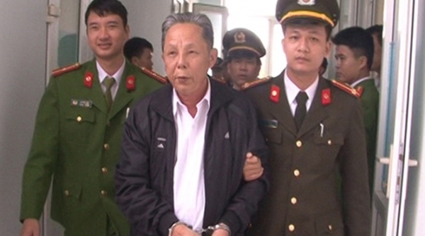 Thanh Hóa: Bắt giữ nguyên Chủ tịch UBND xã và cán bộ địa chính