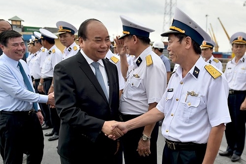 Thủ tướng Nguyễn Xuân Phúc làm việc với Tổng công ty Tân Cảng Sài Gòn