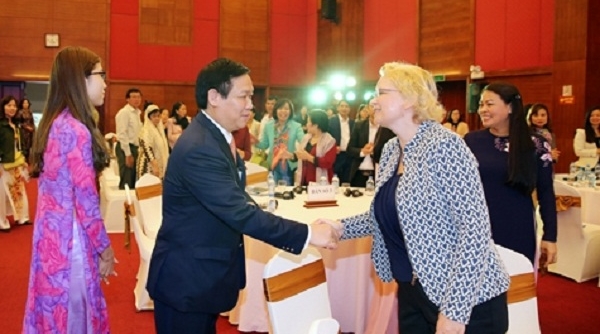 Phó Thủ tướng Vương Đình Huệ dự diễn đàn về khởi nghiệp